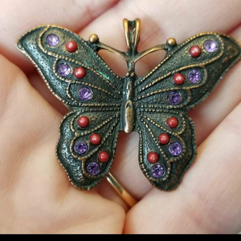 Relisted - butterfly pendant dark copper charm - Picture 3 of 6